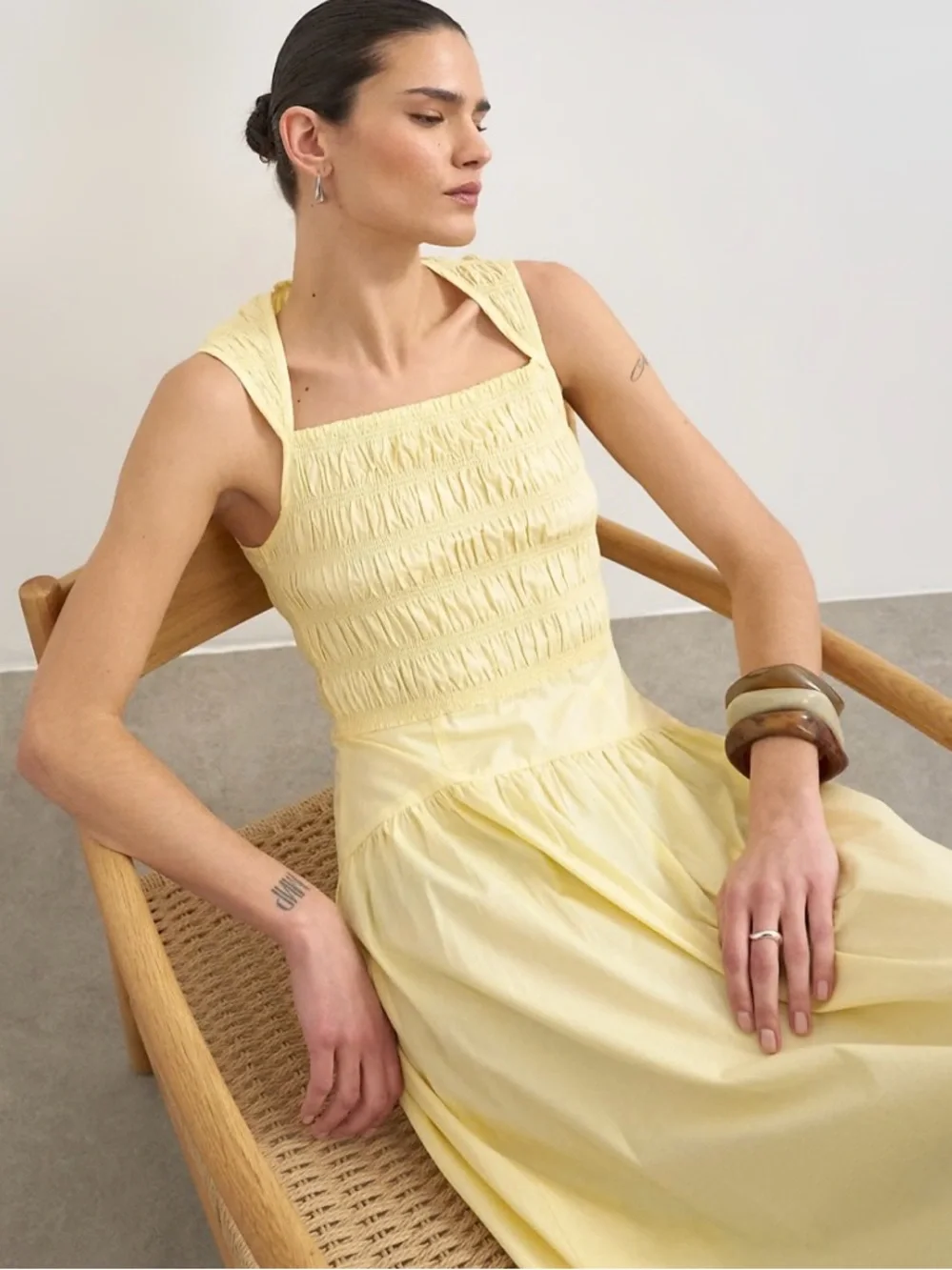 TOPSHOP SHIRRED BUST DROPPED WAIST MIDI POPLIN
DRESS IN BUTTERMILK US Sz 2 - Picture 1 of 12